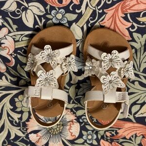 Kids White Floral Sandals